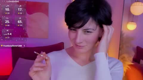 Snapshot of loren_daze chatting on October 2025 02:40:01 PM Loren online show from October 2025 02:40:01 PM