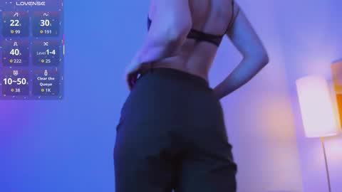 Loren online show from December 2025 02:48:01 PM