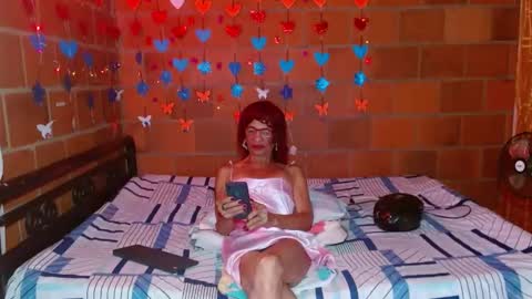 Snapshot of lorenacapelli chatting on February 2025 09:36:01 AM Lorena Capelli online show from February 2025 09:36:01 AM