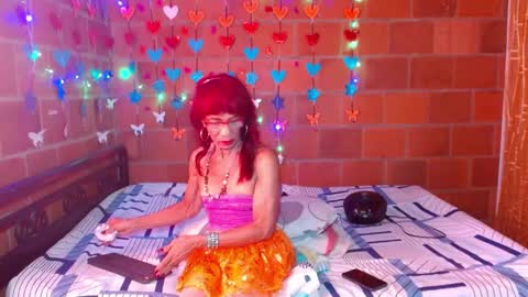 Snapshot of lorenacapelli chatting on February 2025 08:24:01 PM Lorena Capelli online show from February 2025 08:24:01 PM