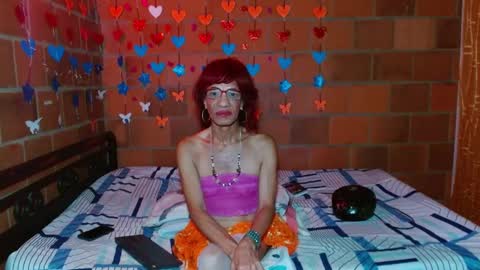 Snapshot of lorenacapelli chatting on February 2025 11:25:02 PM Lorena Capelli online show from February 2025 11:25:02 PM