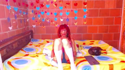 Snapshot of lorenacapelli chatting on February 2025 01:19:02 PM Lorena Capelli online show from February 2025 01:19:02 PM