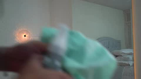 Snapshot of lorenallen_ chatting on February 2026 03:24:02 AM Loren Allen online show from February 2026 03:24:02 AM