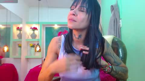 Snapshot of lorenapinto_ chatting on February 2026 05:14:02 AM lore online show from February 2026 05:14:02 AM