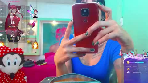 Snapshot of lorenapinto_ chatting on March 2026 10:35:01 PM lore online show from March 2026 10:35:01 PM