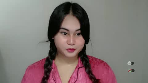 Snapshot of lorenpage_love chatting on December 2024 03:01:01 PM LOREN online show from December 2024 03:01:01 PM