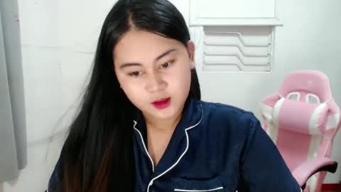 Snapshot of lorenpage_love chatting on January 2025 05:39:01 AM LOREN online show from January 2025 05:39:01 AM