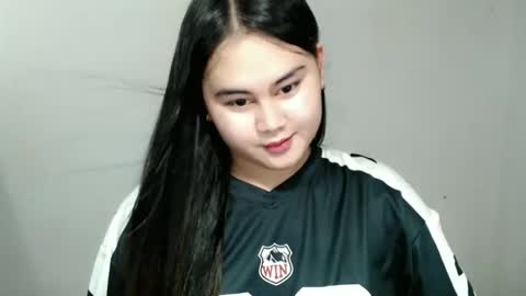 Snapshot of lorenpage_love chatting on January 2025 01:47:01 PM LOREN online show from January 2025 01:47:01 PM