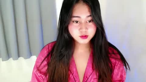 Snapshot of lorenpage_love chatting on March 2025 09:43:01 AM LOREN online show from March 2025 09:43:01 AM