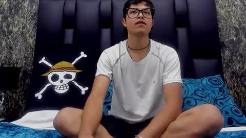 Lorenzo wildd online show from February 2026 08:12:02 PM