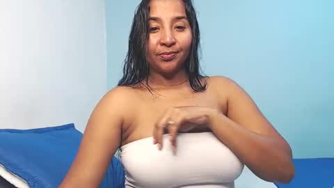 Snapshot of loretta_ chatting on January 2026 06:55:02 PM Loretta Gmez online show from January 2026 06:55:02 PM