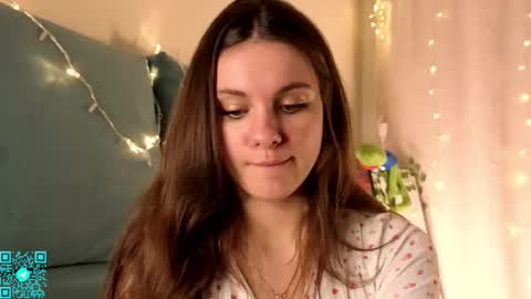 Chloe for Fan BlackHole online show from February 2026 05:05:02 PM