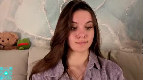 Chloe for Fan BlackHole online show from April 2026 05:10:02 PM