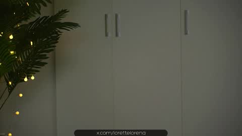 Snapshot of lorettelorenaa chatting on October 2025 04:55:02 AM LoretteLorena online show from October 2025 04:55:02 AM