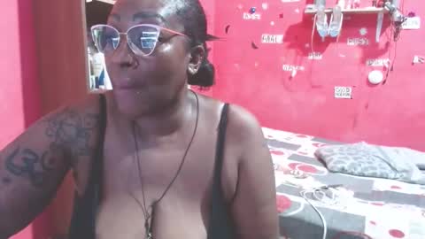 loretybighot online show from February 2026 06:12:01 PM