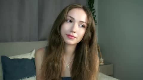 Naomi online show from September 2025 09:26:02 PM