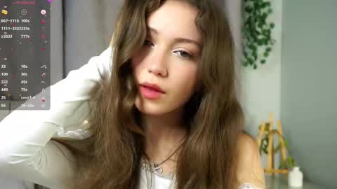 Naomi online show from October 2025 10:11:01 PM