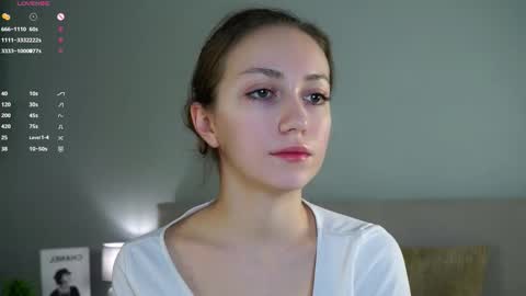 Naomi online show from December 2025 09:02:01 PM