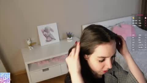 Dia 700-1630Rose 1900-430UTC1 online show from September 2025 06:33:02 PM