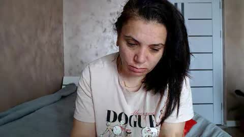 LorraGrey online show from May 2026 06:54:01 AM