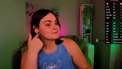 Lora for u online show from September 2025 07:46:02 PM