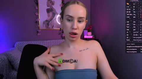 Lora for u online show from September 2025 10:54:01 PM