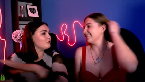 Lora for u online show from September 2025 08:12:02 PM