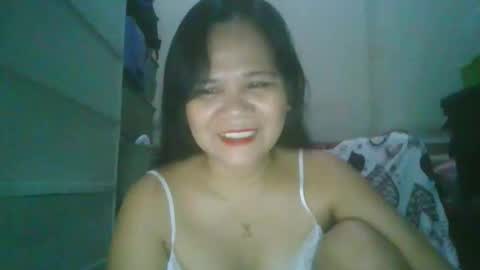 Snapshot of lorraine_cola chatting on April 2026 10:43:01 AM Lorraine online show from April 2026 10:43:01 AM