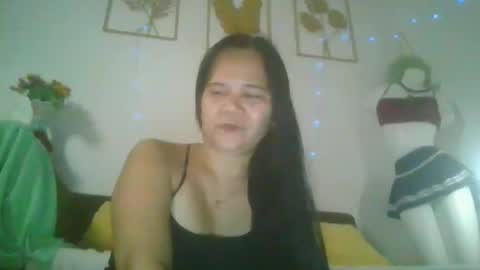 Snapshot of lorraine_cola chatting on April 2026 06:34:02 PM Lorraine online show from April 2026 06:34:02 PM