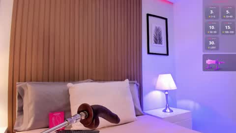 Snapshot of lorraine_williams_ chatting on October 2025 11:40:01 AM lore online show from October 2025 11:40:01 AM