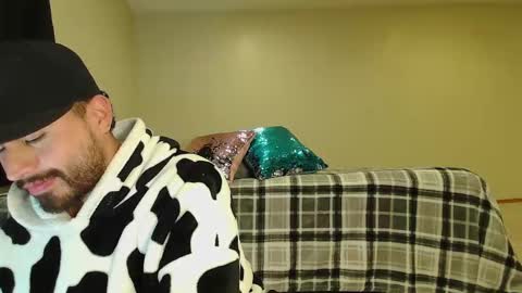 JUAN  JUAN online show from October 2025 11:14:01 PM