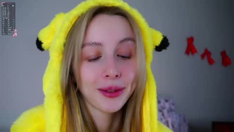 Jess online show from May 2026 02:40:01 AM