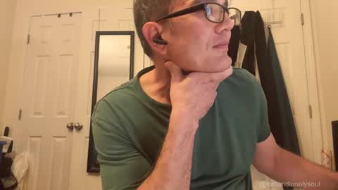 Snapshot of lostandlonelysoul chatting on October 2025 04:11:01 AM Hazemir online show from October 2025 04:11:01 AM