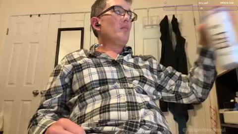 Snapshot of lostandlonelysoul chatting on October 2025 04:13:01 AM Hazemir online show from October 2025 04:13:01 AM