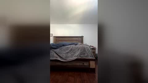 lostinspace15 online show from March 2026 10:14:02 PM