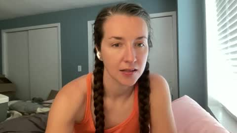Snapshot of lothlori chatting on April 2026 03:09:02 PM lothlori online show from April 2026 03:09:02 PM