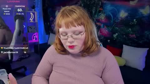 Snapshot of lottieparker chatting on November 2025 07:49:02 PM Lottie online show from November 2025 07:49:02 PM