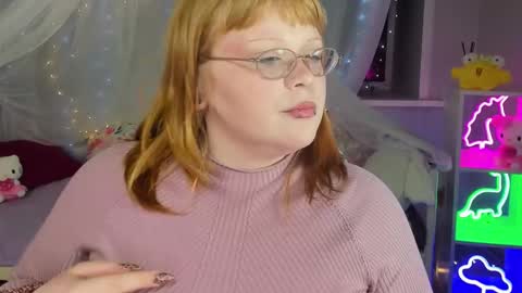 Snapshot of lottieparker chatting on December 2025 12:42:02 PM Lottie online show from December 2025 12:42:02 PM