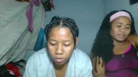 louane98 online show from March 2026 08:04:02 PM