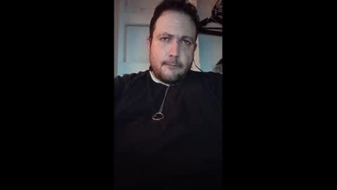 Snapshot of louinv chatting on September 2025 04:15:01 AM louinv online show from September 2025 04:15:01 AM