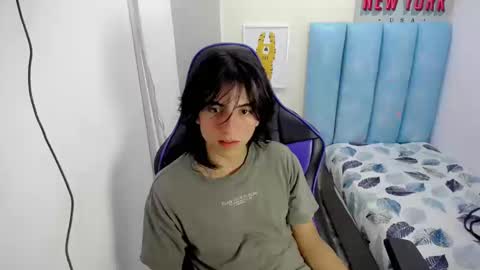 Snapshot of louis_baltazar chatting on September 2025 01:13:01 PM louis_baltazar online show from September 2025 01:13:01 PM