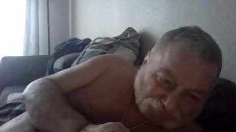 louis_chokdee online show from February 2025 04:15:02 PM