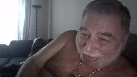 louis_chokdee online show from September 2025 04:45:02 PM