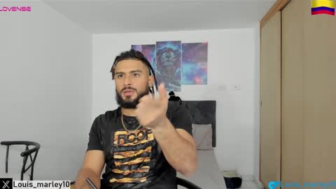 louis_marley_ online show from January 2025 10:55:01 PM