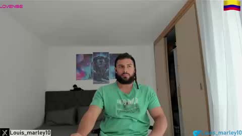 louis_marley_ online show from September 2025 02:53:02 PM