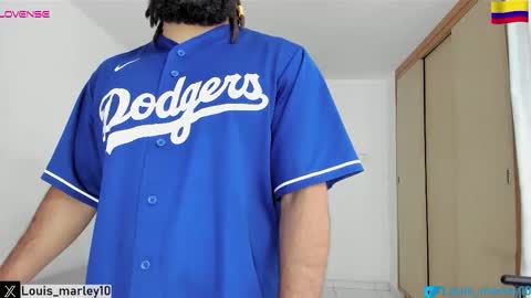 louis_marley_ online show from December 2025 09:31:02 PM