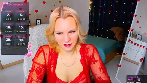 Snapshot of louisa_bay chatting on February 2025 07:56:01 AM Louisa online show from February 2025 07:56:01 AM