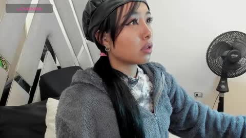 louise_taylorr online show from January 2025 12:15:01 PM