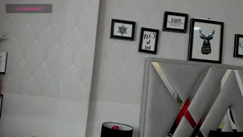 louise_taylorr online show from January 2025 05:52:02 PM