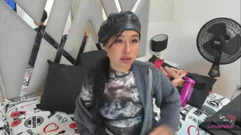 louise_taylorr online show from February 2025 10:58:02 AM